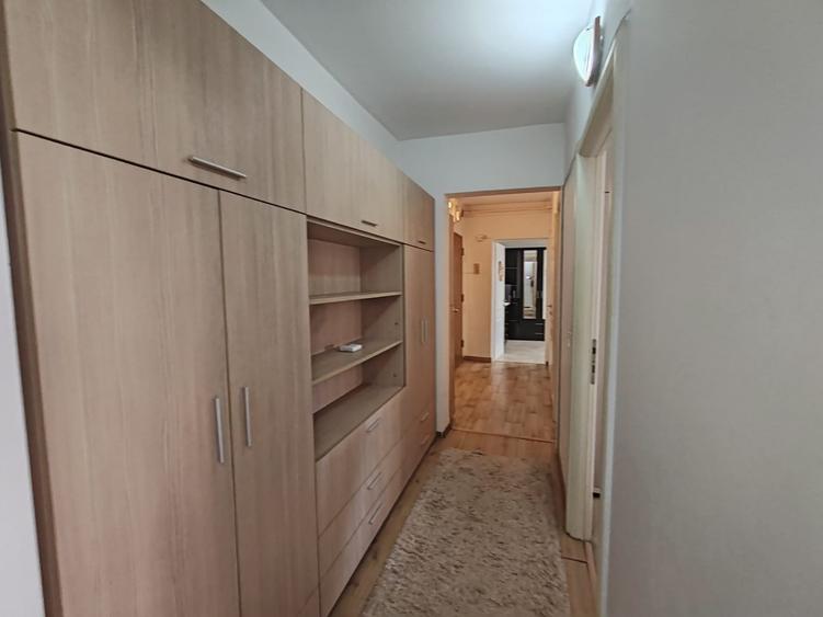 Apartament cu 3 camere decomandat, mobilat în Griviței