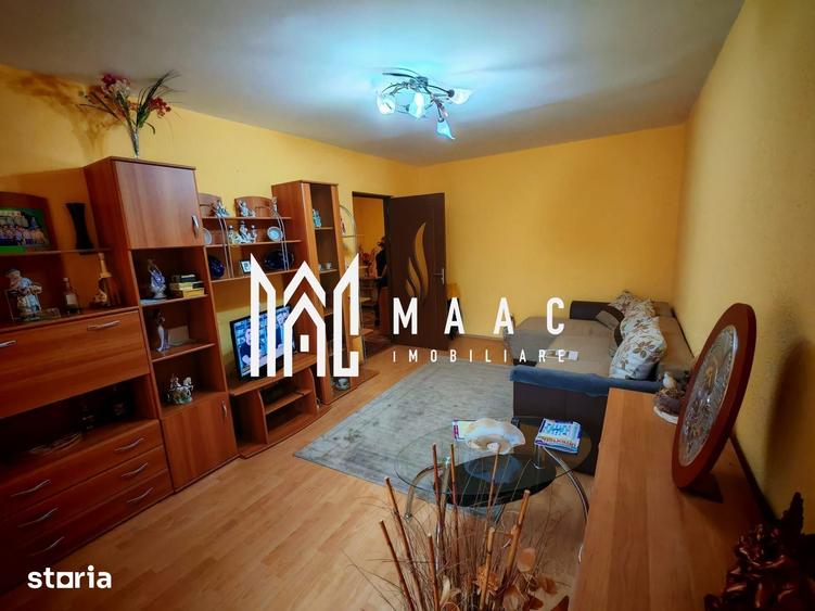 Apartament cu 3 camere decomandat în Valea Aurie