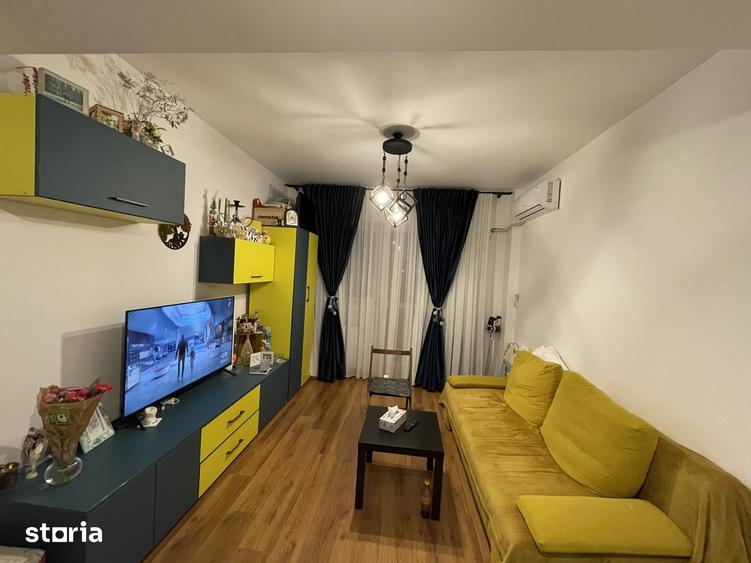 Apartament cu 2 camere în Apărătorii Patriei