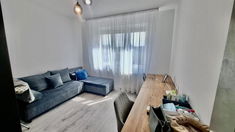 Apartament cu 3 camere decomandat în Alexandru cel Bun