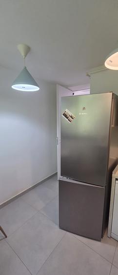 Apartament cu 2 camere semidecomandat, mobilat în Politehnica