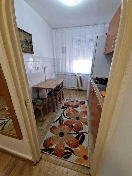 Inchiriez apartament cu 2 camere in Rogerius - 5