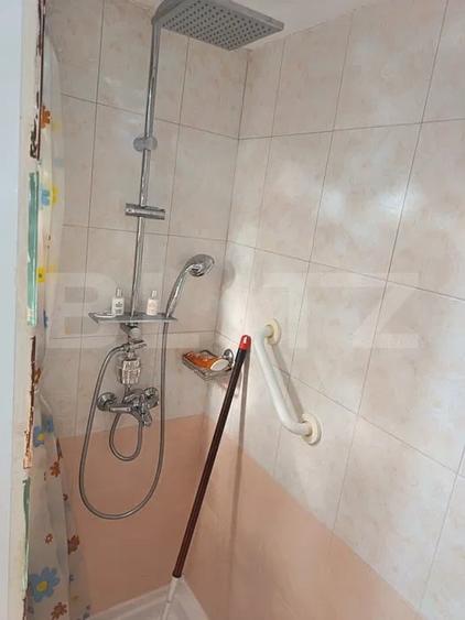 Apartament cu 2 camere semidecomandat, mobilat în Dâmbul Rotund