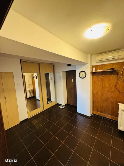 Apartament cu 2 camere în Centrul Civic