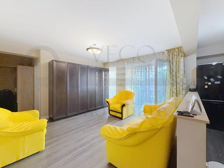 Apartament cu 2 camere semidecomandat, mobilat în Semicentral
