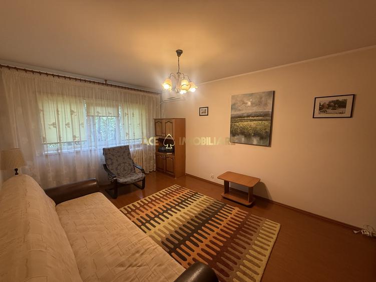 Apartament cu 3 camere decomandat, mobilat în P-ța Reșița