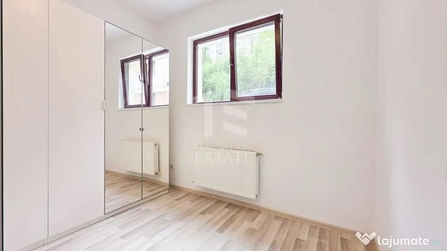 Apartament cu 3 camere decomandat în Chiajna