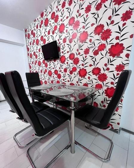 Apartament cu 3 camere, mobilat în 13 Septembrie