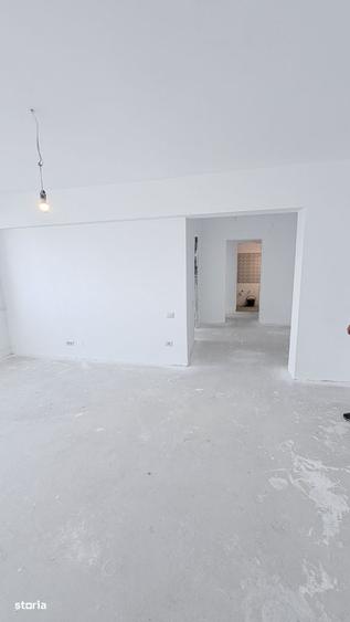 Apartament cu 3 camere în Crângași