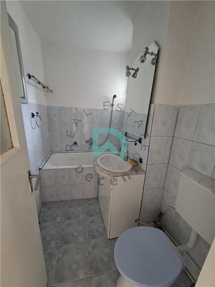 Apartament cu 3 camere circular în Astra