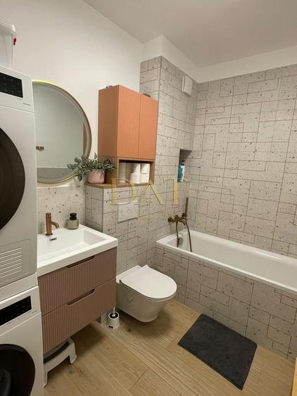 Apartament cu 3 camere, mobilat în Zorilor