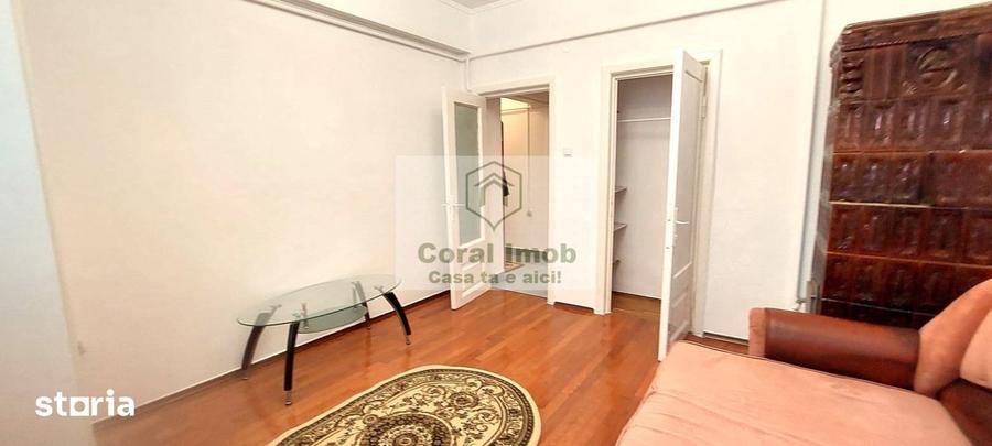 Apartament cu 2 camere decomandat în Moșilor