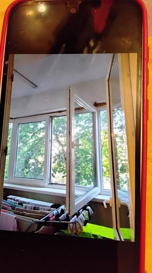 Apartament cu 3 camere semidecomandat în Titan