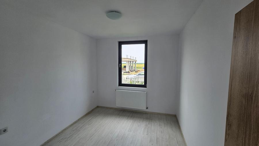 Duplex cu 4 camere cu Teren 250 Mp în Nord