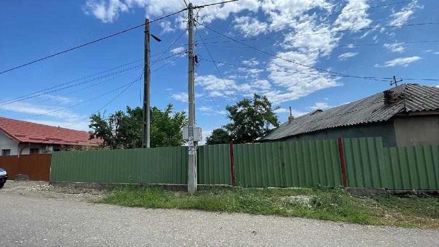 Teren de 2598 mp, în Jorăști