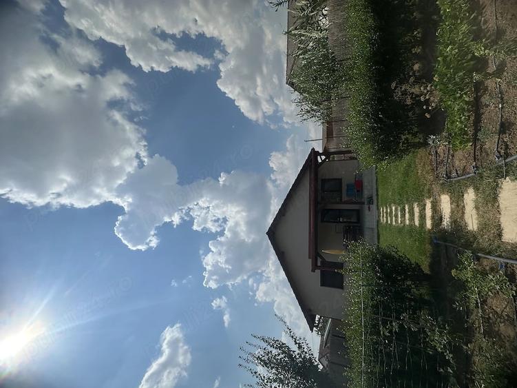 Casă cu Teren 470 Mp în Biharia