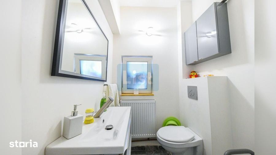 Casă cu 6 camere decomandat cu Teren 500 Mp în Gilău