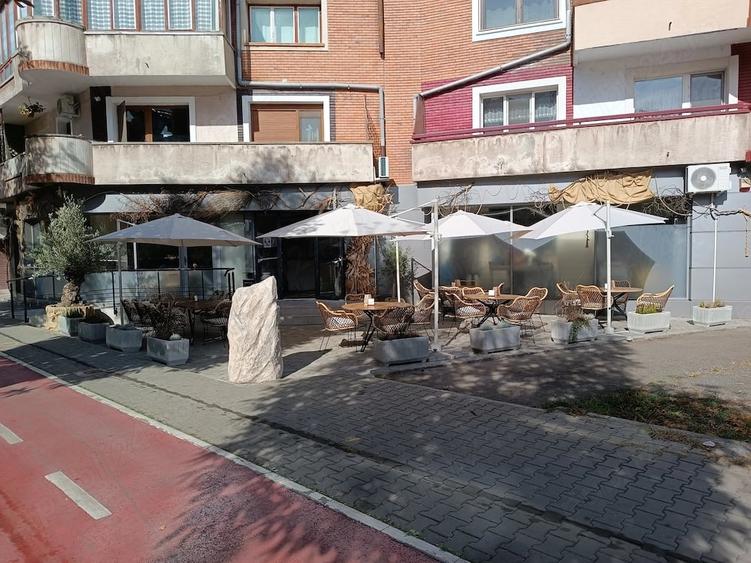Spațiu comercial, de 148 mp, în Hunedoara