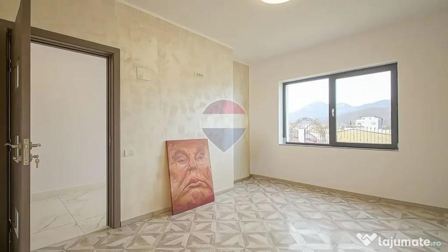 Casă cu 5 camere cu Teren 400 Mp în Bunloc