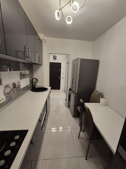 Apartament cu 2 camere decomandat în Exterior Vest
