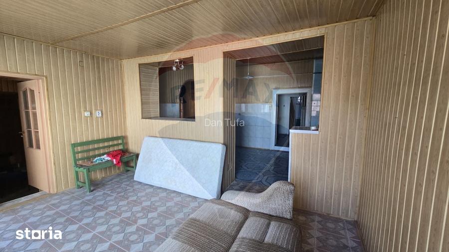 Casa / Vila cu 5 camere de vanzare in zona Central