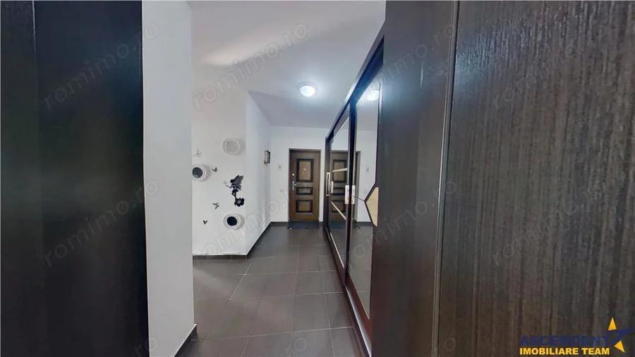 Apartament cu 2 camere decomandat, mobilat în Sânpetru