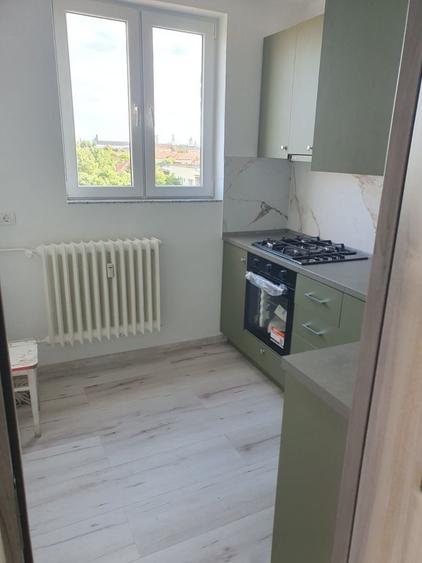 Apartament cu 2 camere decomandat în Podgoria