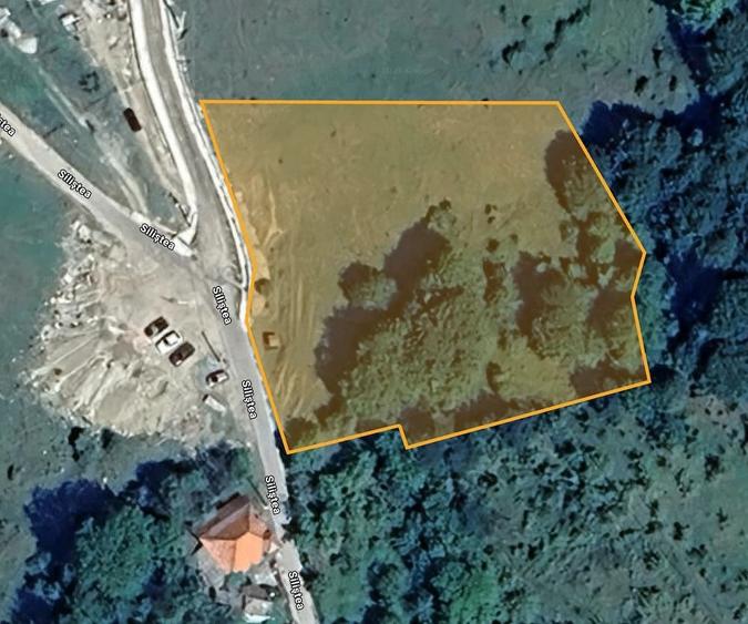 Teren de 3000 mp, în Runcu