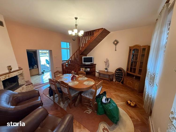 Casă cu 3 camere cu Teren 216 Mp în Central