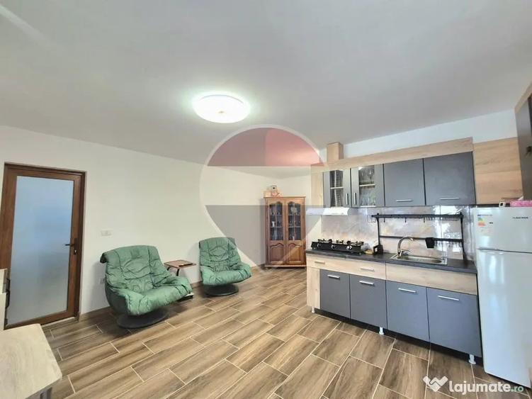 Apartament cu 2 camere semidecomandat în Bujac