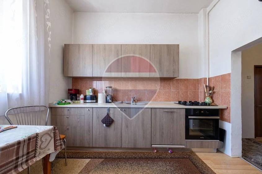 Casa cu poten?ial rar in Sacele: 2 corpuri ?i teren de 1.048 mp - 17