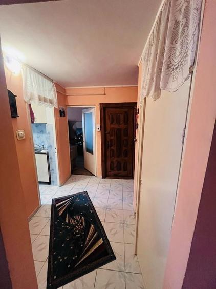 Apartament cu 2 camere decomandat în Gară