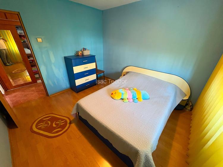 Apartament 3 camere decomandat, metrou Nicolae Grigorecu-Prevederii