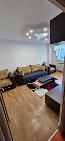 Apartament cu 3 camere decomandat, mobilat în Brăilei