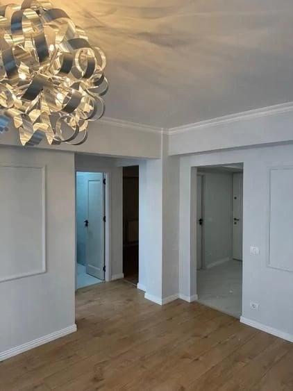 Apartament 3 camere de vanzare, Ci?migiu, renovat complet, centrala proprie - 11