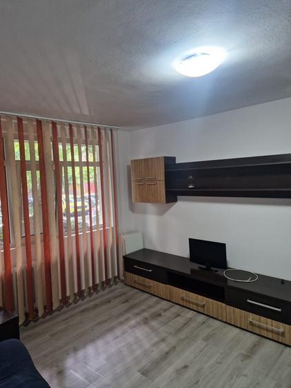 Apartament cu 2 camere în Berceni