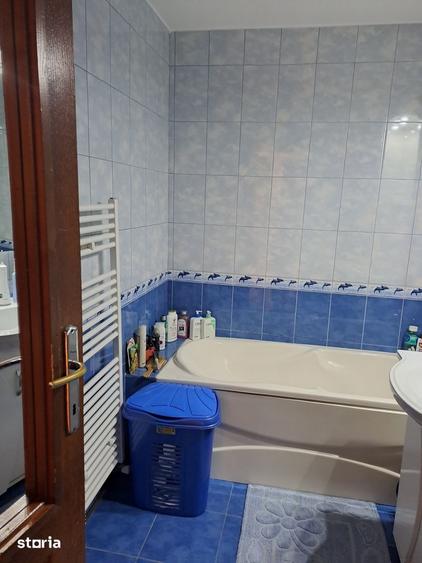 Apartament cu 2 camere decomandat în Cetate