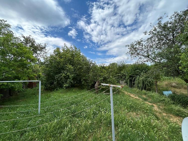 Casă individuală cu 3 camere cu Teren 1000 Mp în Tomești