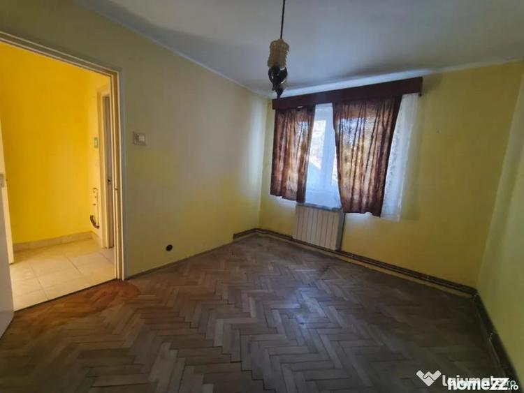 Apartament 3 camere, 61mp, zona Hurmuzachi, Radauti - 2