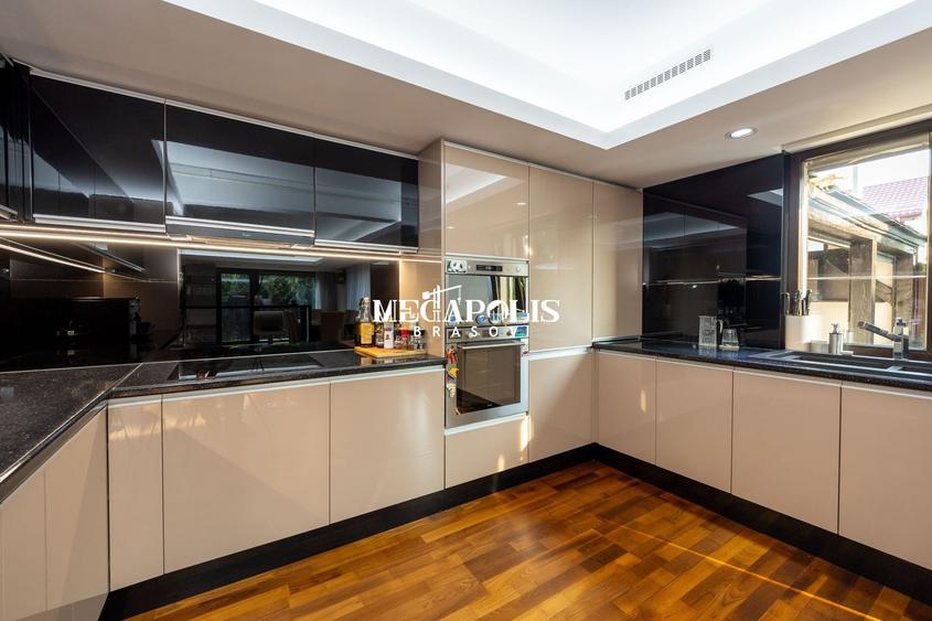 Segment Lux | Apartament 140 mp | Curte 200 mp | 2 Parcări - 30