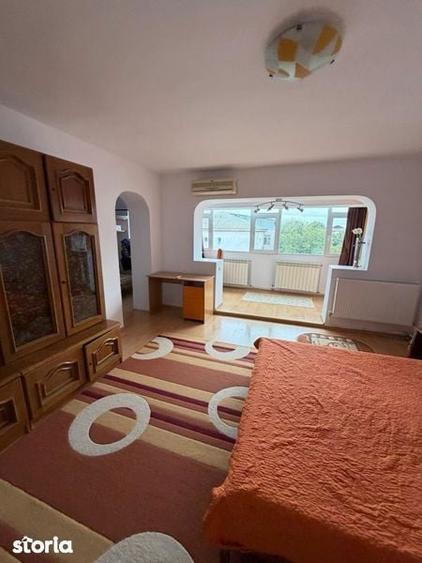 Apartament cu 2 camere decomandat în Traian