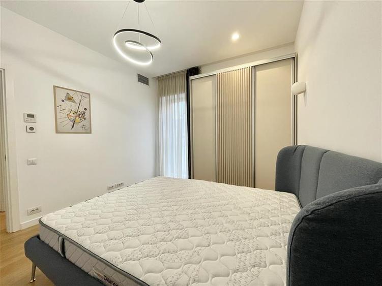 Apartament cu 2 camere decomandat în Herăstrău