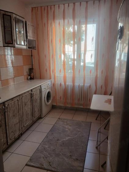 Garsonieră decomandată în UMT