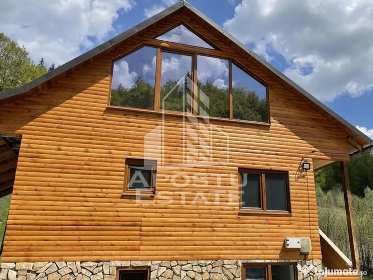 Casă cu 7 camere cu Teren 22000 Mp în Târsa