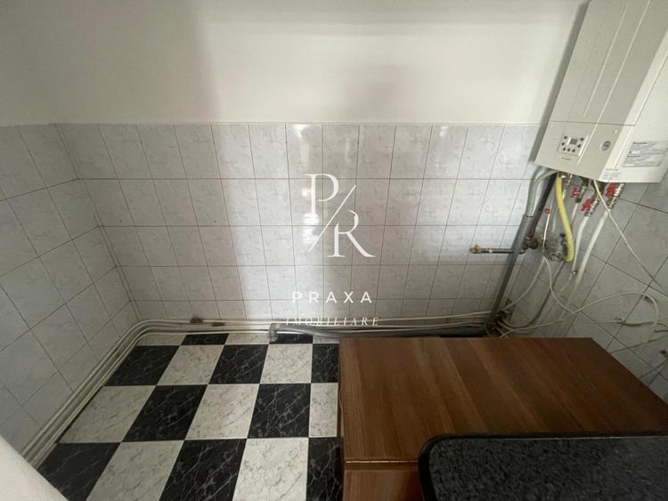 Spațiu comercial, de 60 mp, în Florești
