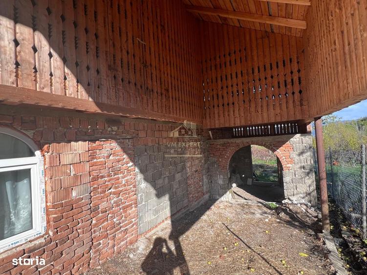 Casă cu 3 camere cu Teren 1709 Mp în Mățău