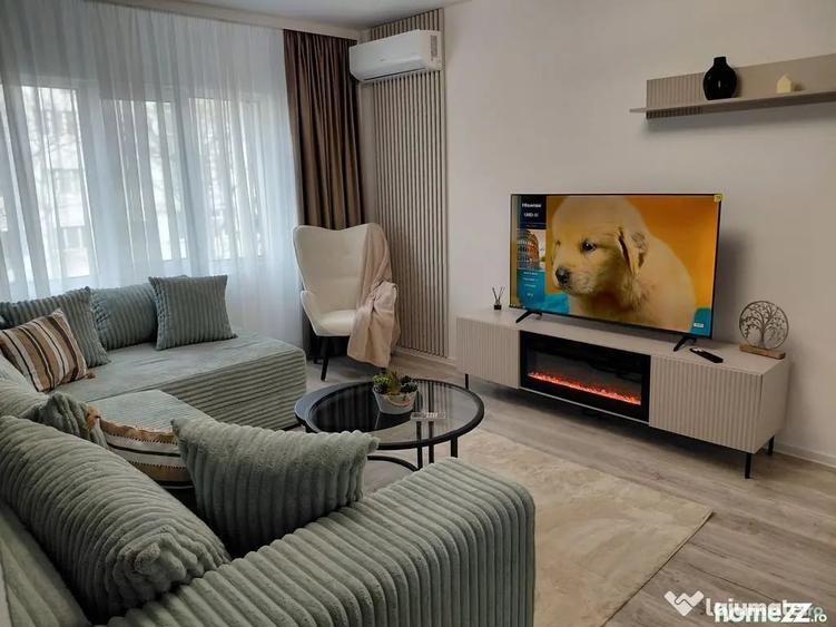 Apartament cu 3 camere semidecomandat în Micro 16