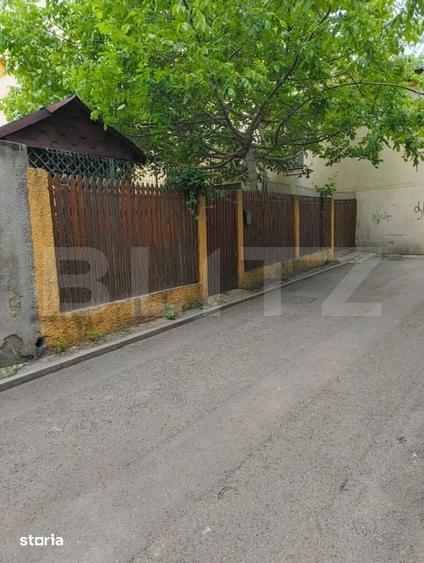 Casă cu 5 camere semidecomandat cu Teren 473 Mp în Ultracentral