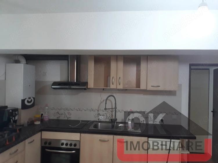 Casă cu 6 camere cu Teren 200 Mp în Central