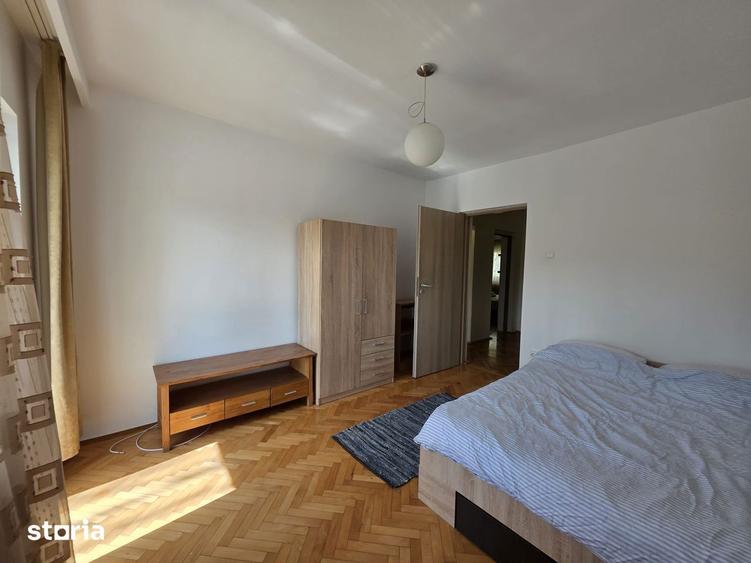 Apartament cu 3 camere în Împăratul Traian